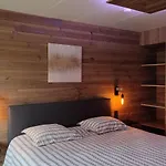 Spacious Holiday Near Bastogne *