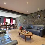 Spacious Holiday Near Bastogne *