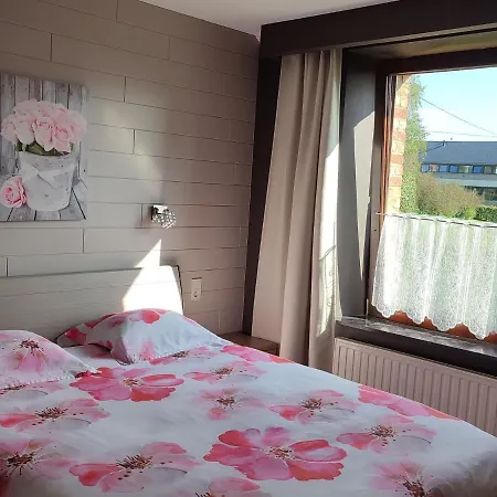 Vakantiehuis Spacious Holiday Near Bastogne