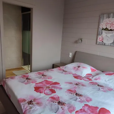 Spacious Holiday Near Bastogne Mande Saint-Étienne